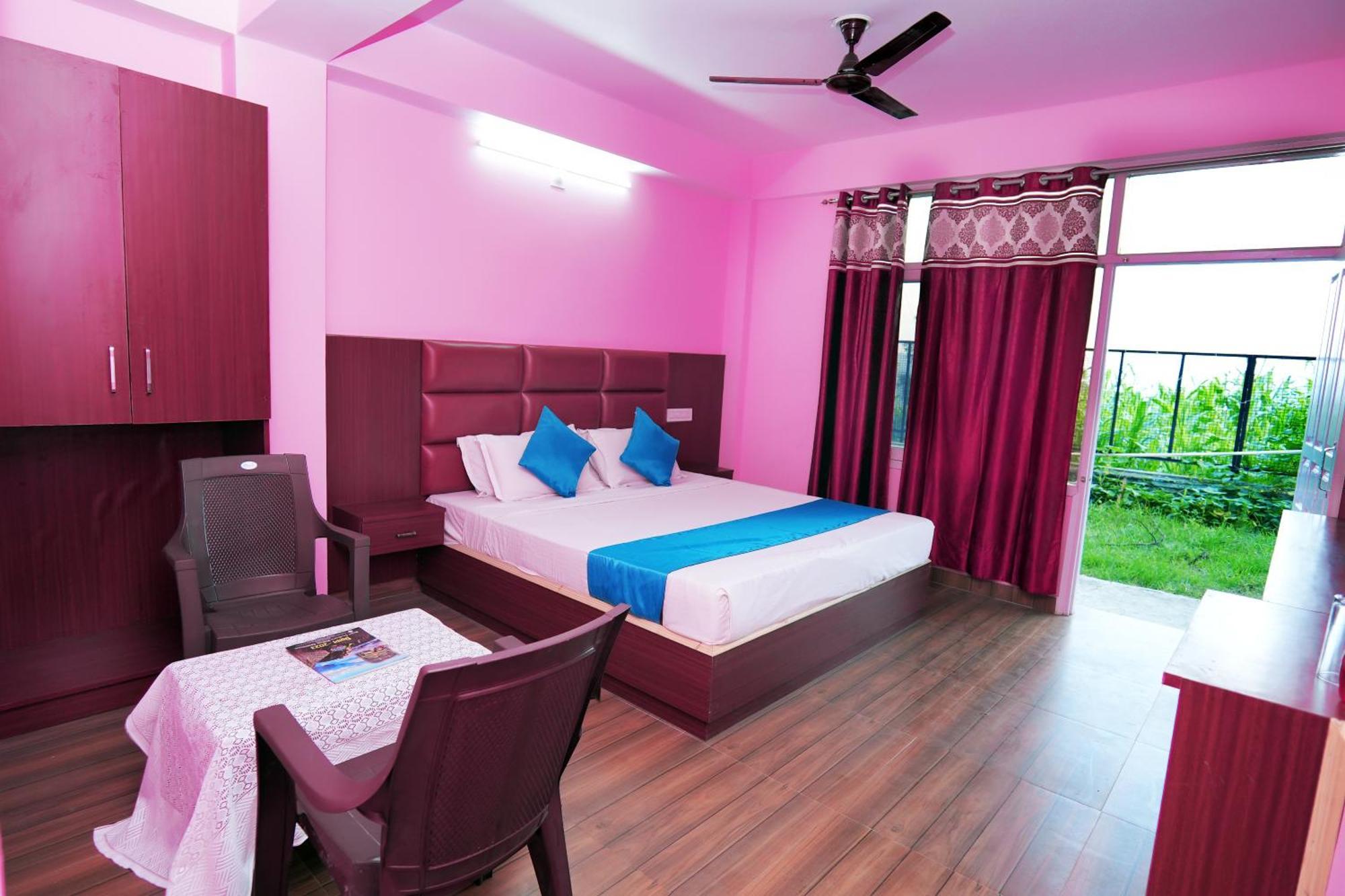 Shimla Hills Apartments 2Bhk Kültér fotó